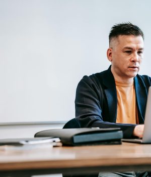 pexels-vanessa-garcia-6325903